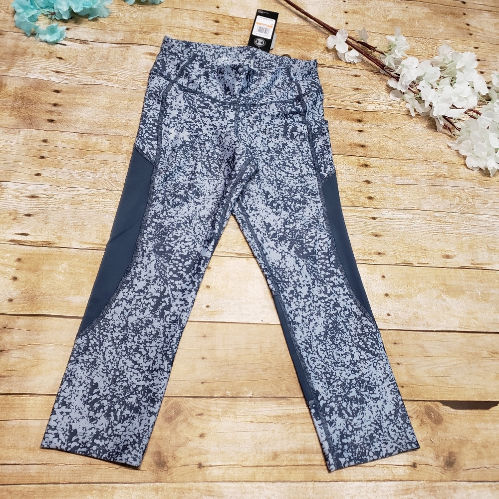Under armour cropped leggings